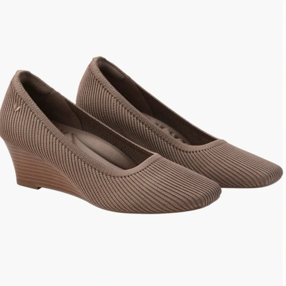 VIVAIA Margot Wedge Pro Square-Toe Heel